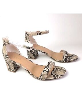 NWOT Roolee Headline Snakeprint Blockheel Sandals